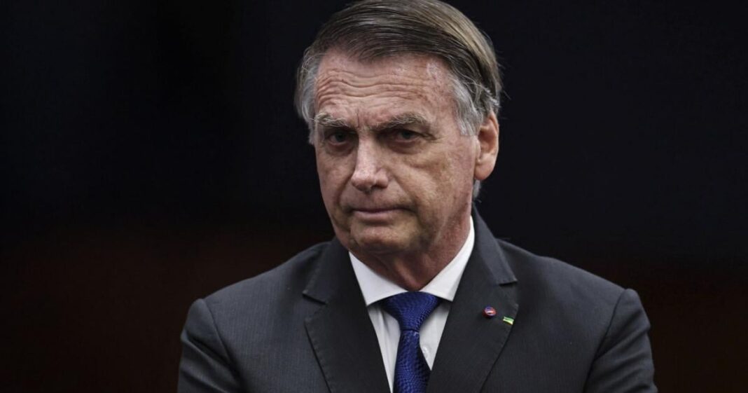Bolsonaro pede a Moraes para reduzir pena com a leitura de livros