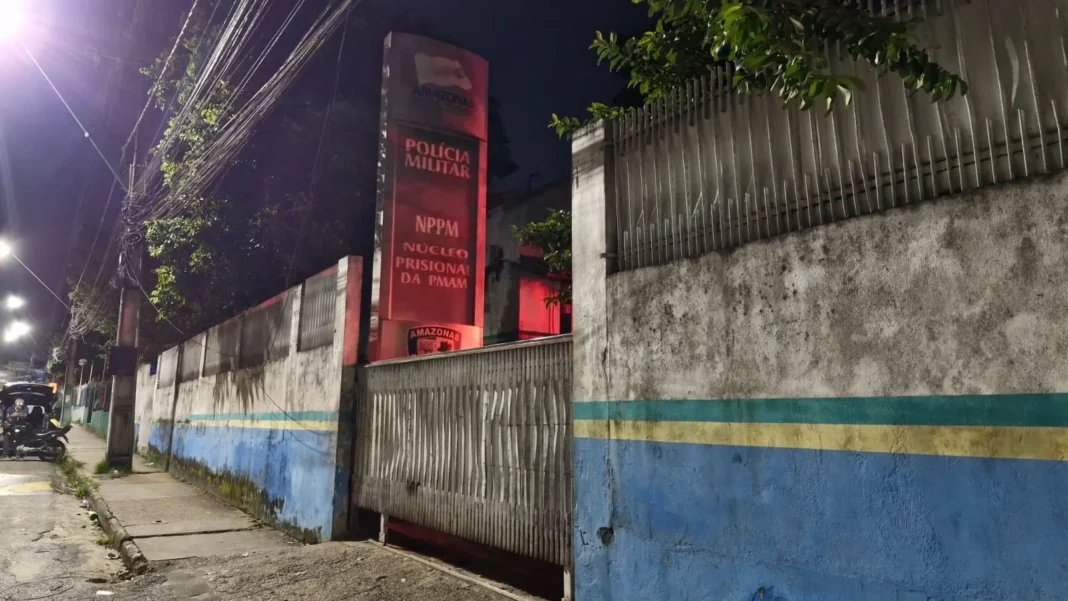 Major exonerado após fuga de militares de batalhão em Manaus