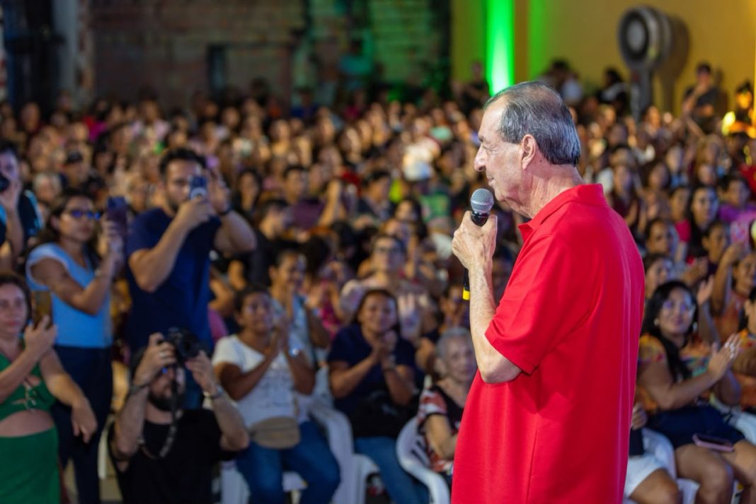 Omar defende que governo volte a distribuir casas a quem precisa no AM