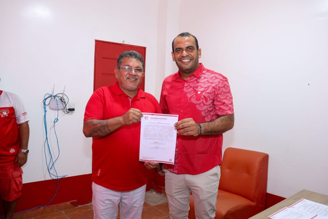 Marialvo Brandão oficializa a chapa ‘Por Um Garantido Campeão’