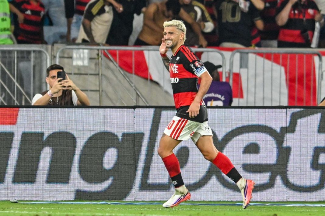 Vitória Rubro-Negra por 2 a 1 no Maracanã com gol de Samuel Lino