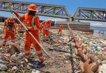 Prefeitura retira resíduos da orla do Rio Negro; agendar coleta