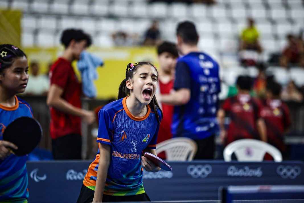 Isabela Alencar conquista cinco medalhas na Copa Brasil de Tênis de Mesa em Manaus