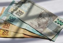 Contas do governo têm déficit de R$ 13,6 bilhões em agosto, melhor saldo para o mês em cinco anos