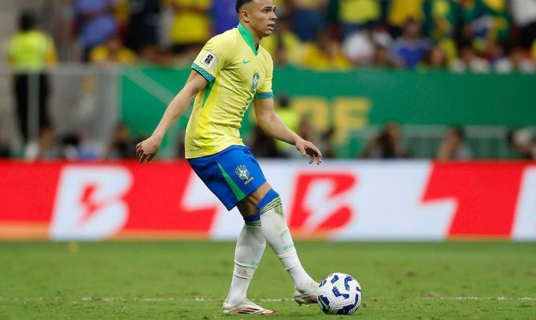 Ancelotti convoca lateral do Monaco para jogos contra Austrália e Índia