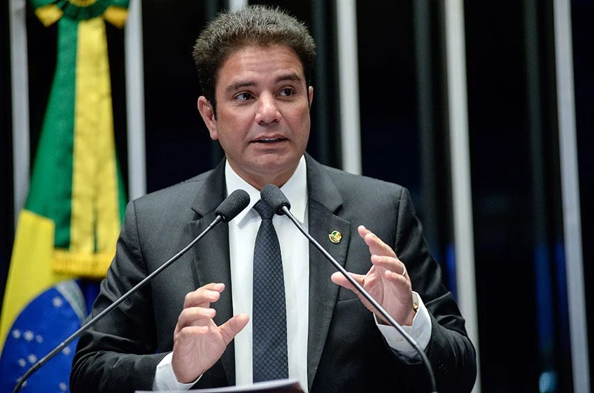 Gladson Cameli conclui dois mandatos como governador e tenta voltar ao Congresso em 2026 Gladson Cameli conclui dois mandatos como governador e tenta voltar ao Congresso em 2026