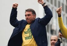 Ligação de Flávio no julgamento