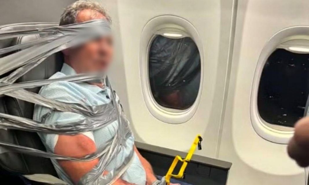 Voo da American Airlines é desviado para conter passageiro, segundo nota da empresa