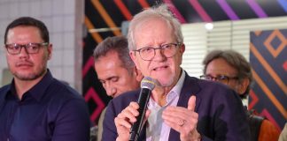 ‘Mais grave do que eu imaginava’, diz ministro sobre queimadas no AM após sobrevoo