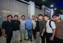 Omar propõe estágio remunerado de seis meses para jovens no Amazonas
