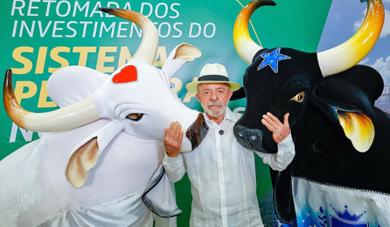 Caprichoso e Garantido declaram apoio à reeleição de Lula no 2º turno Caprichoso e Garantido declaram apoio à reeleição de Lula no 2º turno