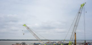 Ministro acompanha instalação da primeira estaca do novo Porto Manaus Moderna