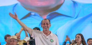 Quaest: Omar Aziz tem 51% e Maria do Carmo, 37%, no 2º turno no Amazonas
