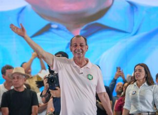 Quaest: Omar Aziz tem 51% e Maria do Carmo, 37%, no 2º turno no Amazonas