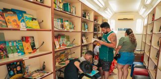 BiblioSesc realiza troca de livros e atividades literárias no 20º Festival de Teatro da Amazônia