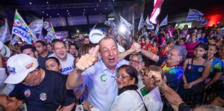 Omar anuncia Hospital do Idoso e retomada de centros de convivência