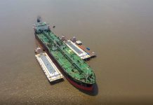 Atem adota logística com balsas para transportar combustíveis até Manaus