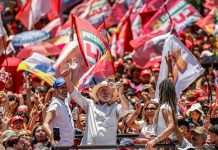 Brasil não será governado por sócios do Banco Master, diz Lula em ato