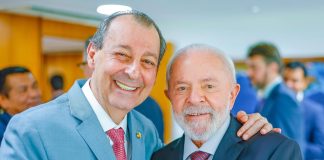 Omar Aziz se reúne com Lula para discutir prioridades do Amazonas para 2027