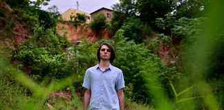 Amom alerta para risco de vida de moradores no bairro Gilberto Mestrinho
