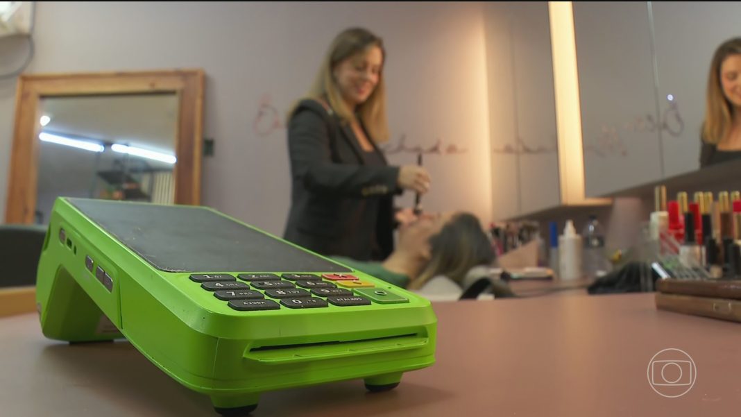 Senado aprova projeto que amplia limite do MEI e perdoa dívidas de inadimplentes Senado aprova projeto que amplia limite do MEI e perdoa dívidas de inadimplentes