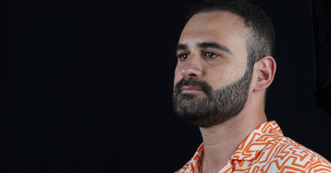 David, do Vasco, é intimado a entregar passaporte em investigação sobre crime organizado