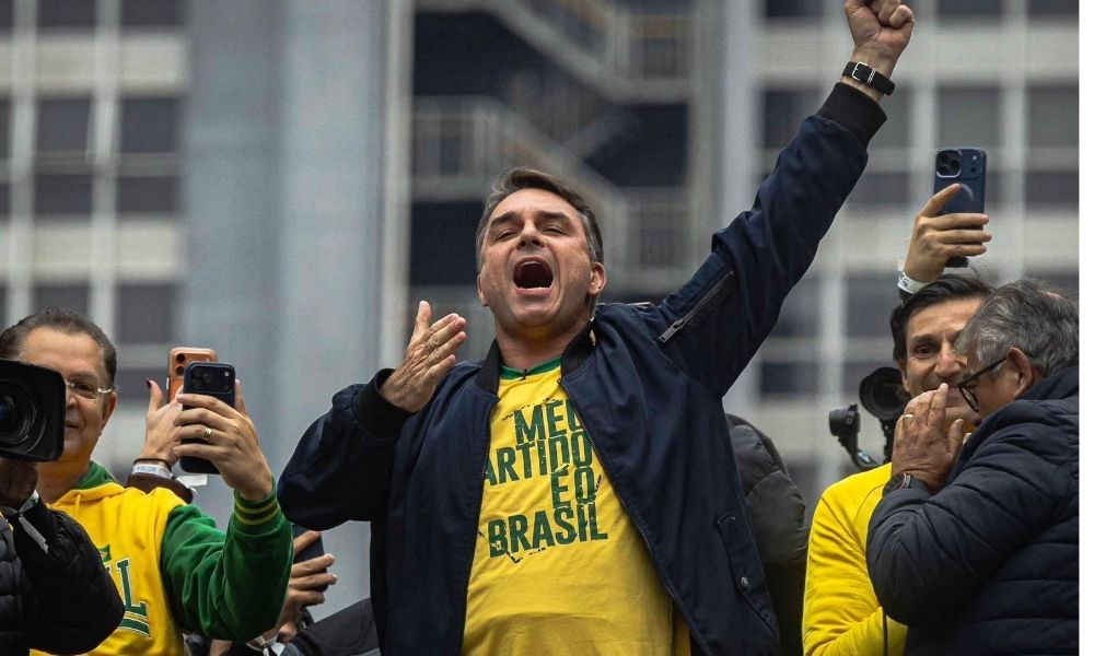 Candidato do PL tem 47,03% dos votos com 99,99% das urnas apuradas Candidato do PL tem 47,03% dos votos com 99,99% das urnas apuradas