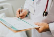 Cardiologista reflete sobre vulnerabilidade ao virar paciente no Dia do Médico