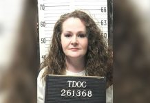 Christa Pike sentenciada pelo assassinato de Colleen Slemmer em 1995