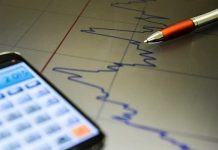 Economista alerta sobre riscos fiscais e institucionais na comparação entre Brasil e Argentina