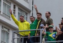 Integrantes da família Bolsonaro são eleitos para Senado e Câmara