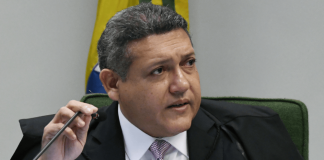 Presidente do TSE lembra que eleitores podem votar no segundo turno e pede vigilância sobre informações
