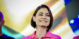 Primeira-dama do PT pede a eleitores que evitem candidatos com sobrenome de ex-presidente